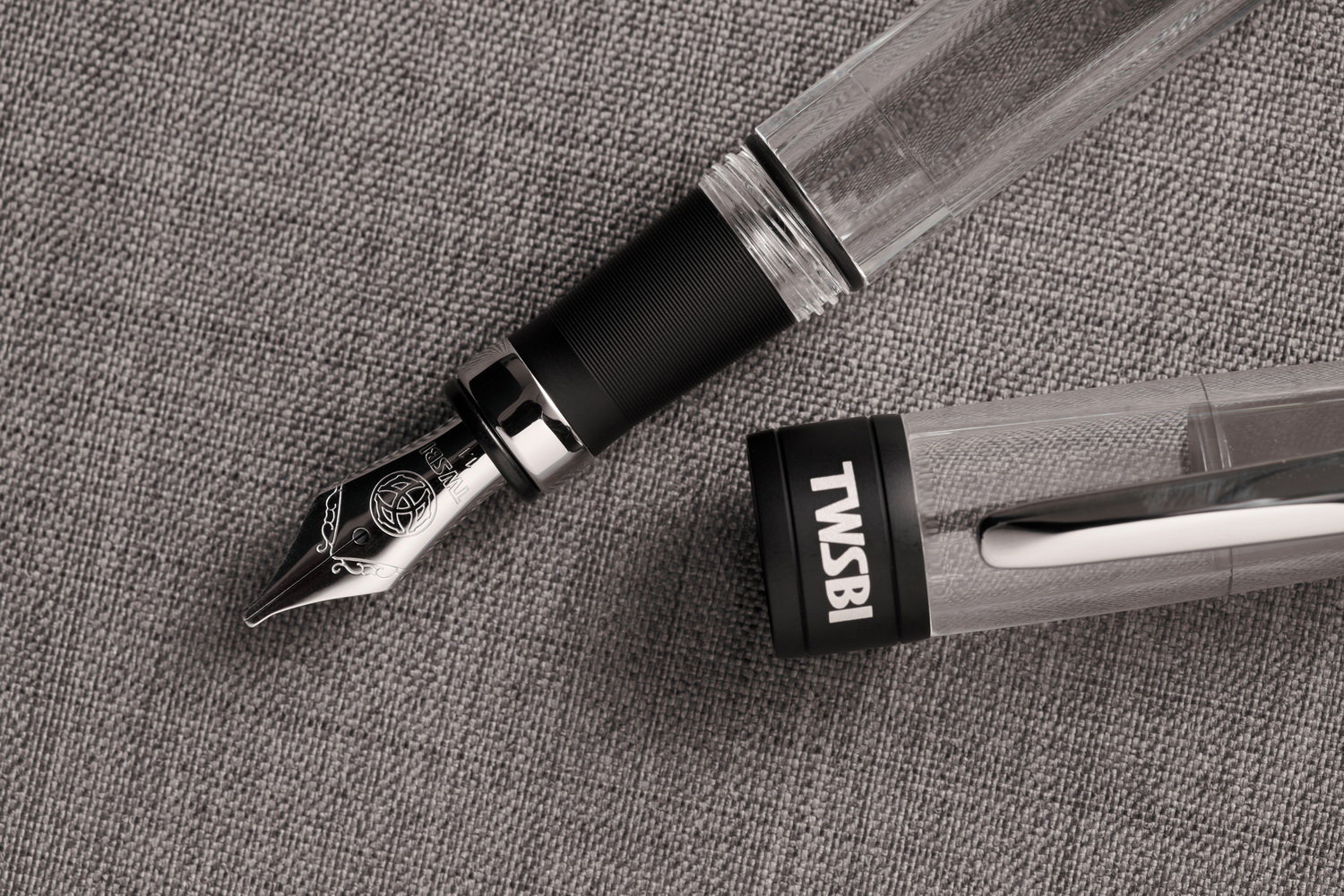 TWSBI Diamond 580 AL R