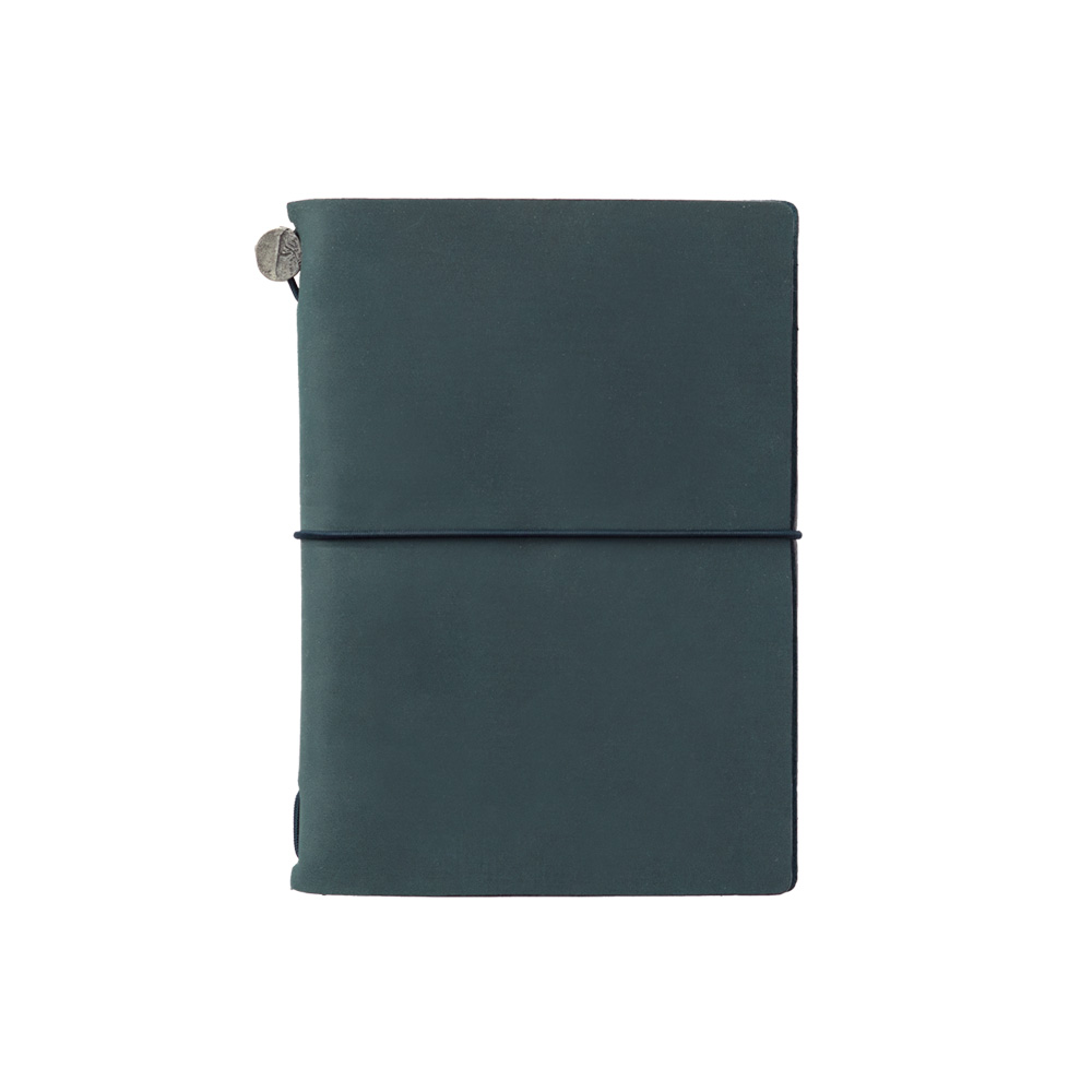 TRAVELER’S Notebook Passport Size
