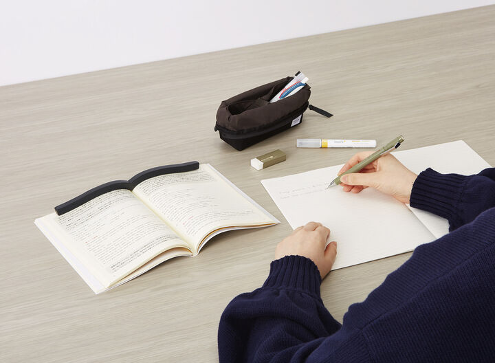 Kokuyo Book Weight