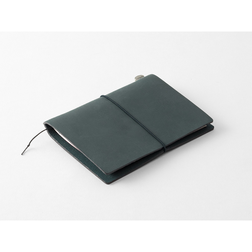 TRAVELER’S Notebook Passport Size